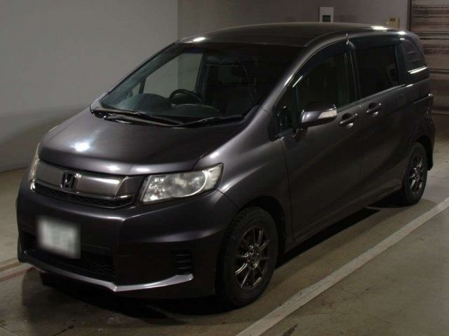 2203 Honda Freed spike GB3 2014 г. (TAA Chubu)